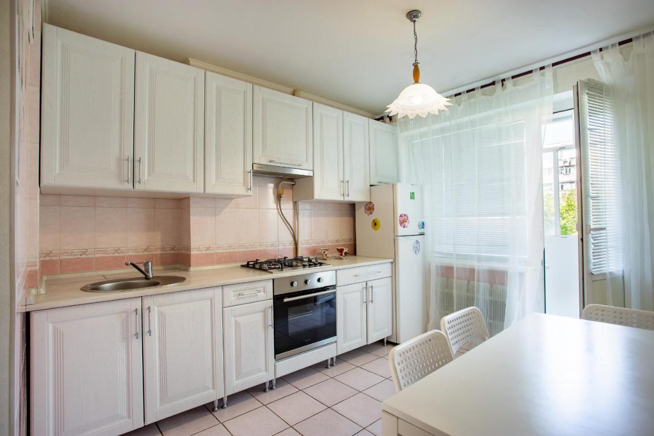 Apartment On Central Avenue-3 Slobodskaya 尼古拉耶夫 外观 照片